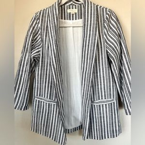 NWOT. Size Medium Linen Striped Blazer.